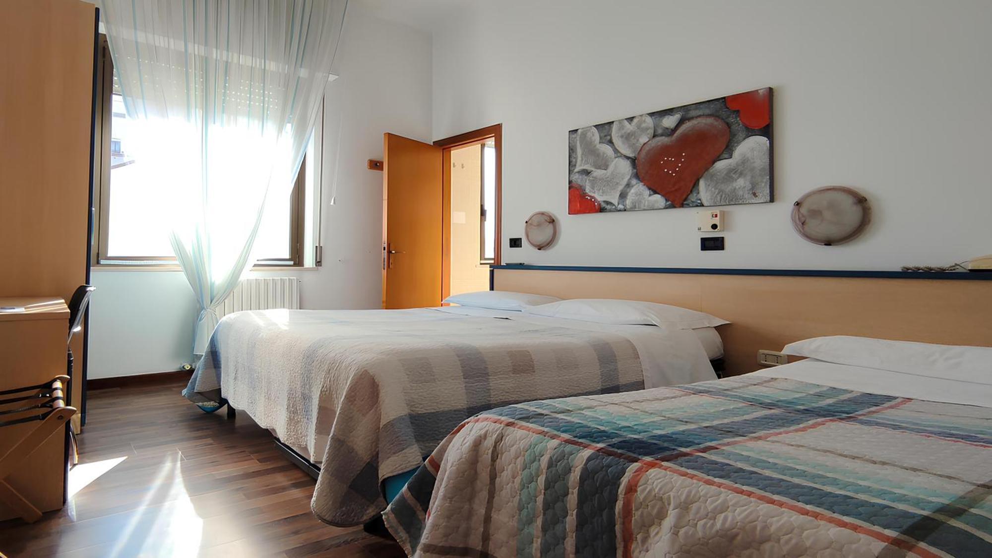 Birilli B&B Чивитанова Марке Екстериор снимка