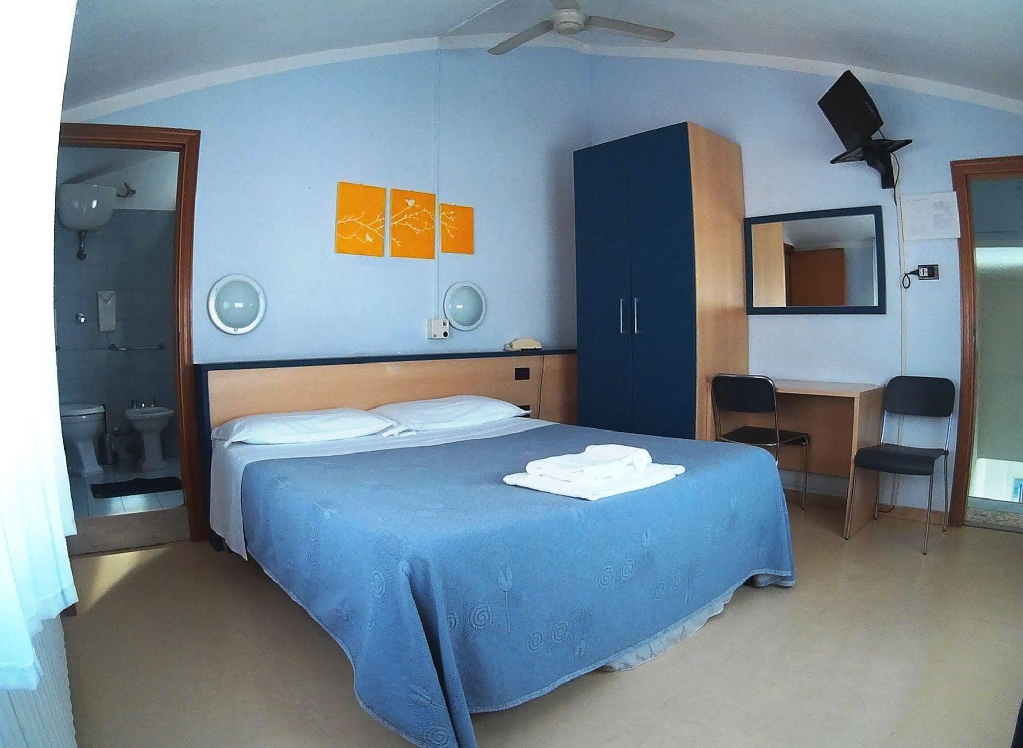 Birilli B&B Чивитанова Марке Екстериор снимка