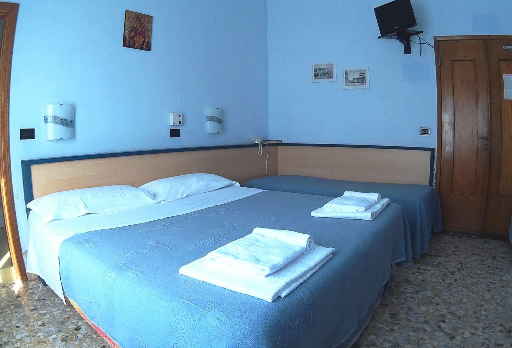 Birilli B&B Чивитанова Марке Екстериор снимка